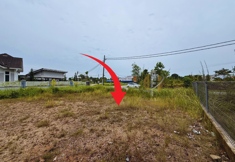 Tanah Lot Banglo bersaiz 660m²  di Kuala Terengganu Golf Resort (KTGR), Tok Jembal, Terengganu mangadap Tasik & Padang Golf