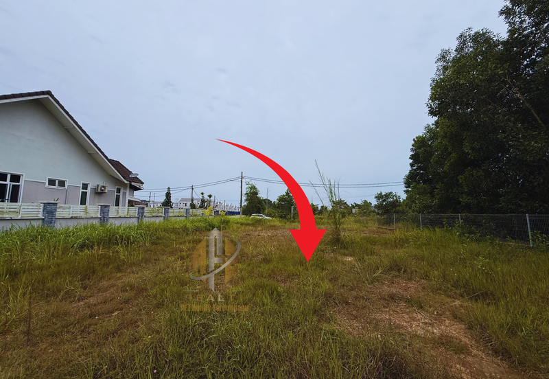 Tanah Lot Banglo bersaiz 660m²  di Kuala Terengganu Golf Resort (KTGR), Tok Jembal, Terengganu mangadap Tasik & Padang Golf