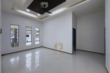 2 Unit Rumah Semi-D Setingkat di Kg. Alur Tuman, Marang, Terengganu berdekatan Pantai Kelulut