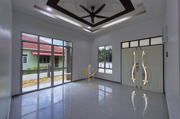 2 Unit Rumah Semi-D Setingkat di Kg. Alur Tuman, Marang, Terengganu berdekatan Pantai Kelulut