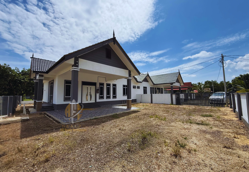 2 Unit Rumah Semi-D Setingkat di Kg. Alur Tuman, Marang, Terengganu berdekatan Pantai Kelulut