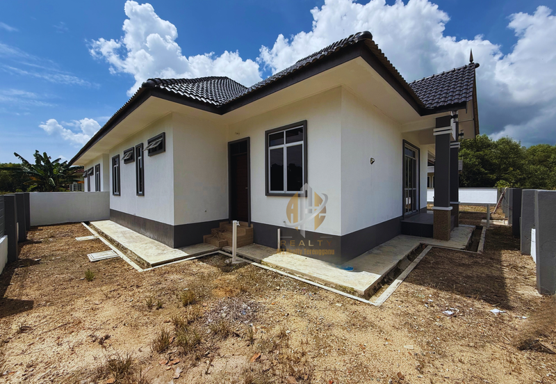 2 Unit Rumah Semi-D Setingkat di Kg. Alur Tuman, Marang, Terengganu berdekatan Pantai Kelulut