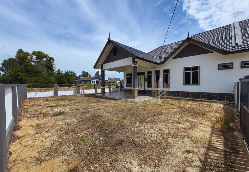 2 Unit Rumah Semi-D Setingkat di Kg. Alur Tuman, Marang, Terengganu berdekatan Pantai Kelulut