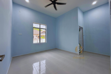 2 Unit Rumah Semi-D Setingkat di Kg. Alur Tuman, Marang, Terengganu berdekatan Pantai Kelulut