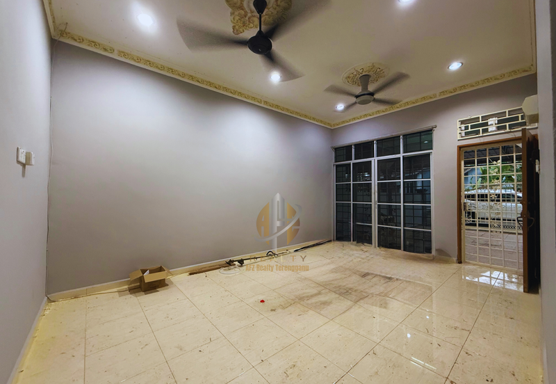 Rumah Semi-D Setingkat di Taman Desa Darul Iman, Gong Badak, Terengganu