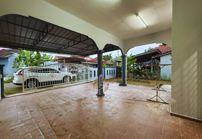 Rumah Semi-D Setingkat di Taman Desa Darul Iman, Gong Badak, Terengganu