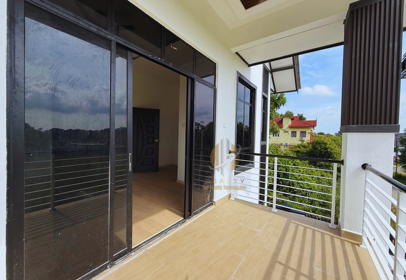 Rumah Banglo Moden 2 Tingkat dengan Kolam Renang di Kg. Durian Burung, Kuala Terengganu