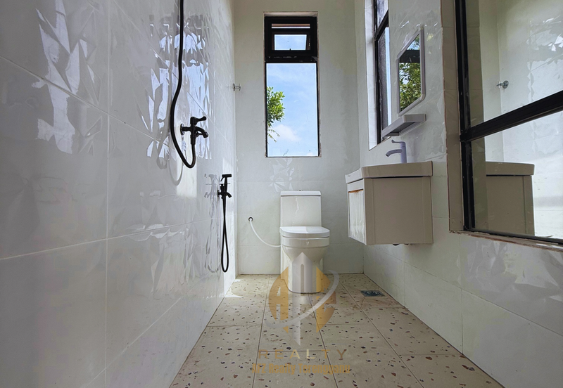 Rumah Banglo Moden 2 Tingkat dengan Kolam Renang di Kg. Durian Burung, Kuala Terengganu