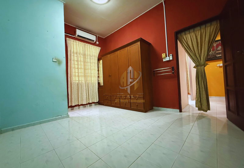 Rumah Semi-D Setingkat di Taman Perdana Jaya, Serada, Kuala Terengganu, Terengganu