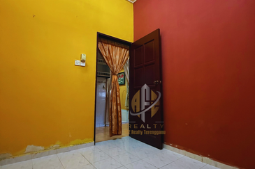 Rumah Semi-D Setingkat di Taman Perdana Jaya, Serada, Kuala Terengganu, Terengganu