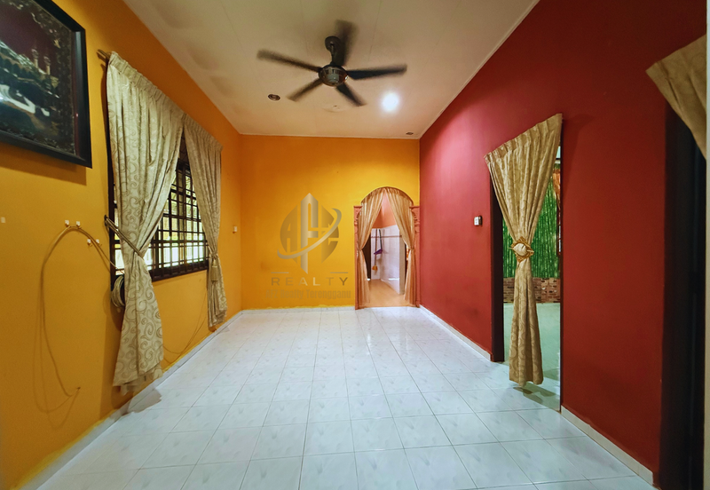 Rumah Semi-D Setingkat di Taman Perdana Jaya, Serada, Kuala Terengganu, Terengganu