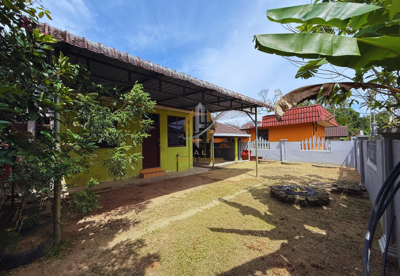 Rumah Semi-D Setingkat di Taman Perdana Jaya, Serada, Kuala Terengganu, Terengganu