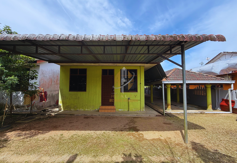 Rumah Semi-D Setingkat di Taman Perdana Jaya, Serada, Kuala Terengganu, Terengganu