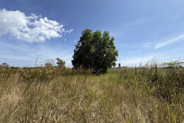 Lot Banglo bersaiz 344m²  di Pulau Kerengga, Marang, Terengganu berdekatan Asrama PERKAYA & Penjara Marang