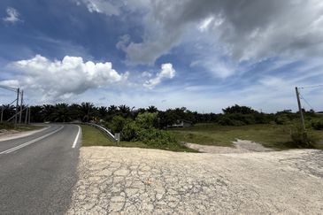 [CORNER LOT] Lot Banglo bersaiz 1164m²  di Tok kah, Kuala Dungun, Terengganu