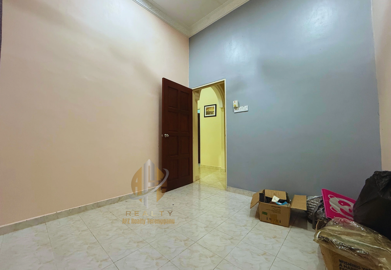 Rumah Banglo Setingkat di Kg. Undang, Kuala Terengganu, Terengganu berdekatan Stesen Minyak Petron