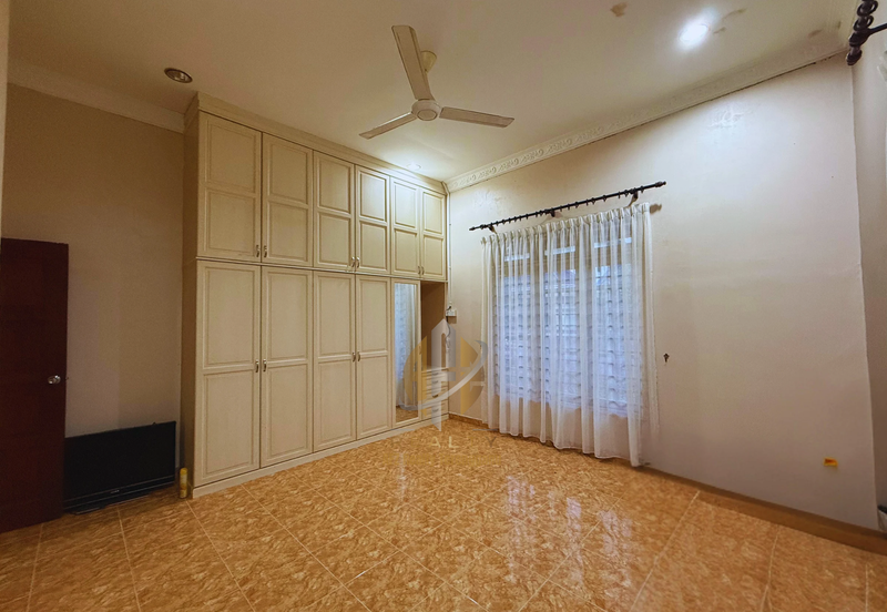 Rumah Banglo Setingkat di Kg. Undang, Kuala Terengganu, Terengganu berdekatan Stesen Minyak Petron