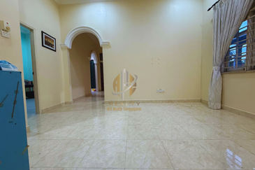 Rumah Banglo Setingkat di Kg. Undang, Kuala Terengganu, Terengganu berdekatan Stesen Minyak Petron