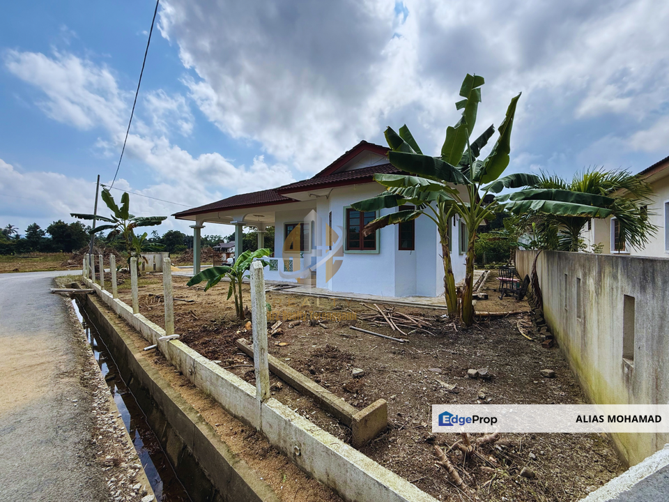 [BAWAH HARGA MARKET] Rumah Banglo Setingkat yang luas di Pekan Bukit Payong, Terengganu, Terengganu, Marang