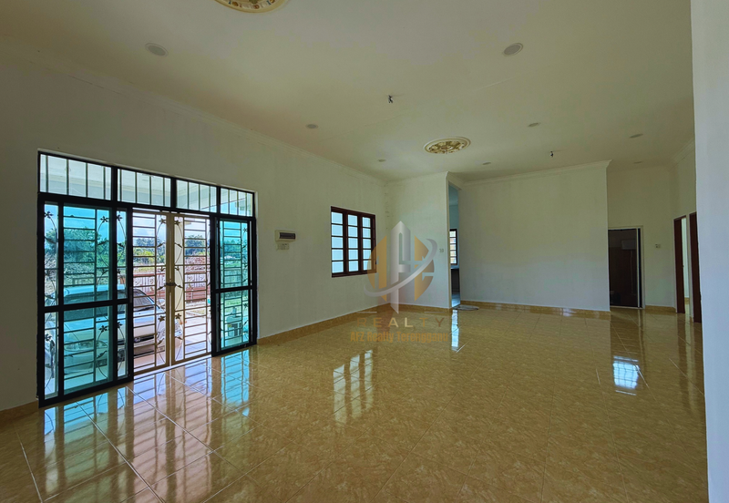 [BAWAH HARGA MARKET] Rumah Banglo Setingkat yang luas di Pekan Bukit Payong, Terengganu