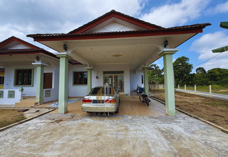 [BAWAH HARGA MARKET] Rumah Banglo Setingkat yang luas di Pekan Bukit Payong, Terengganu