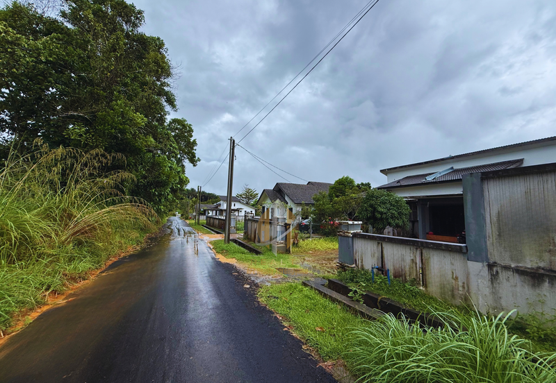 Rumah Semi-D Setingkat di Taman Perumahan Cherang Cina, Durian Guling, Marang, Terengganu