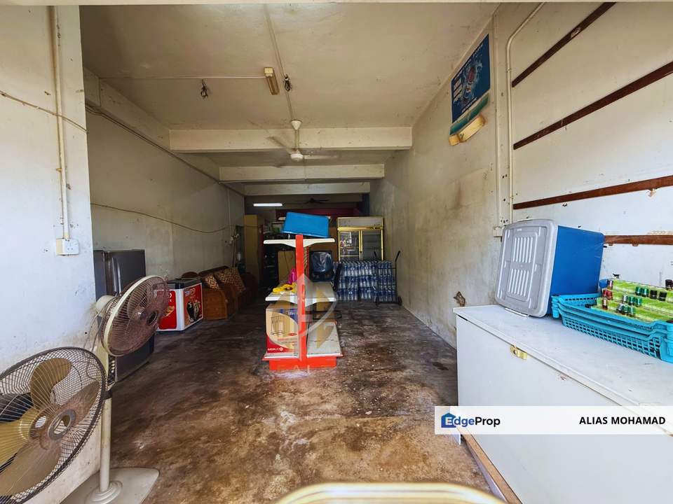 Shoplot 2 Tingkat di Taman Desa Pusu Tiga, Kuala Nerus, Terengganu , Terengganu, 