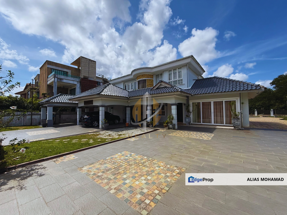 Banglo Mewah 2 Tingkat berkonsepkan English Design di Ibai Golf, Kuala Ibai, Terengganu, Terengganu, Kuala Terengganu