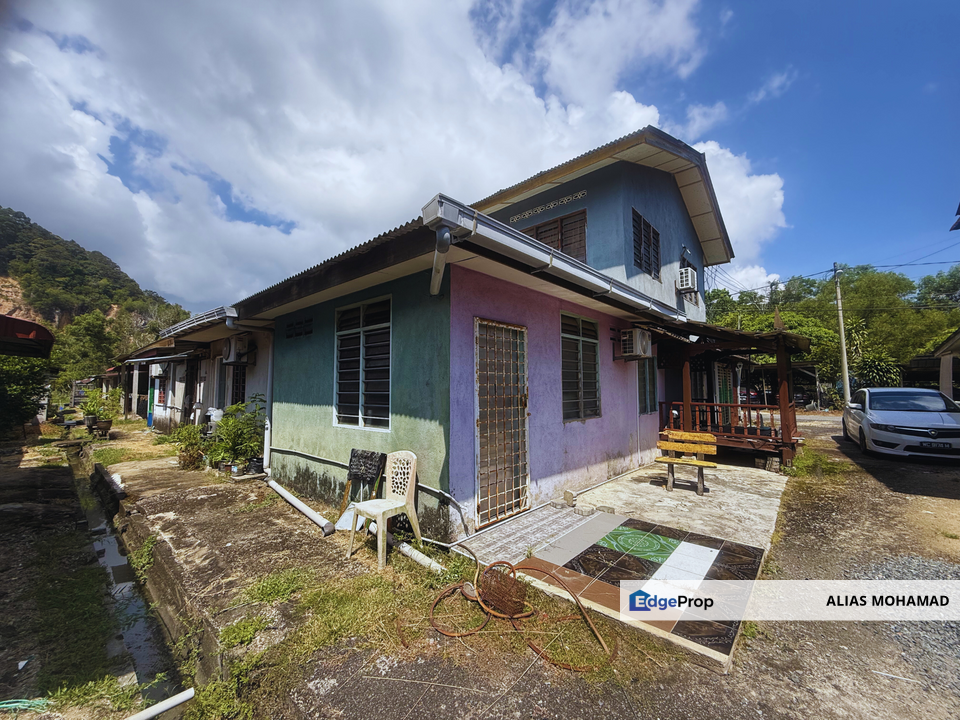 Rumah Teres 2 Tingkat di Taman Sri Tanjung, Dungun, Terengganu bersebelahan UITM Dungun, Terengganu, Dungun