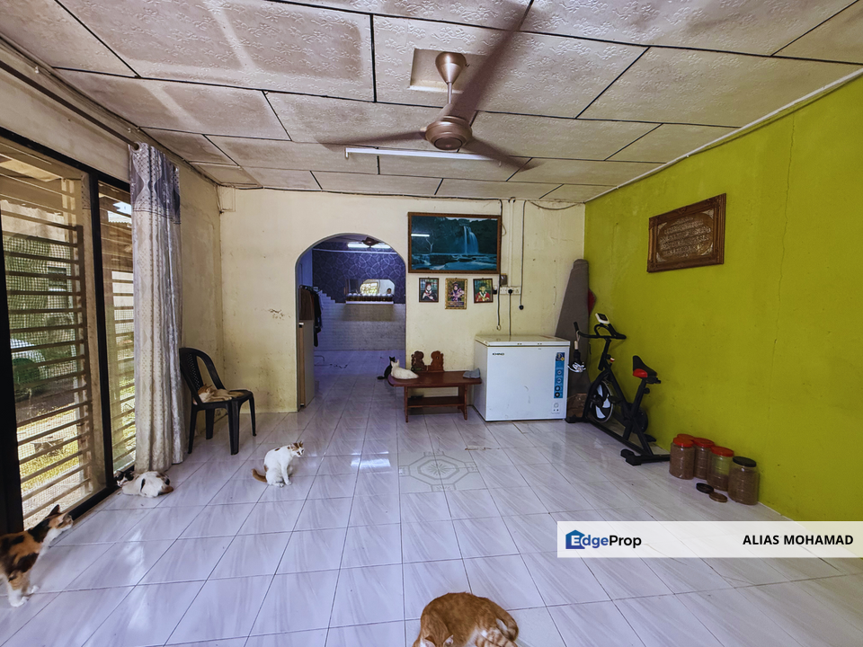 Rumah Teres 2 Tingkat di Taman Sri Tanjung, Dungun, Terengganu bersebelahan UITM Dungun, Terengganu, Dungun