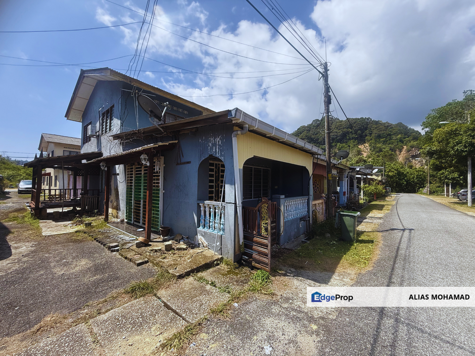 Rumah Teres 2 Tingkat di Taman Sri Tanjung, Dungun, Terengganu bersebelahan UITM Dungun, Terengganu, Dungun
