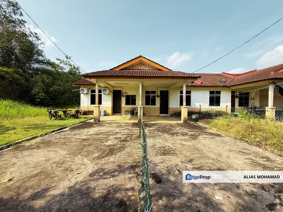 [TANAH LUAS]2 Unit Rumah Teres Setingkat di Taman Tapai Indah, Wakaf Tapai, Terengganu, Terengganu, Marang