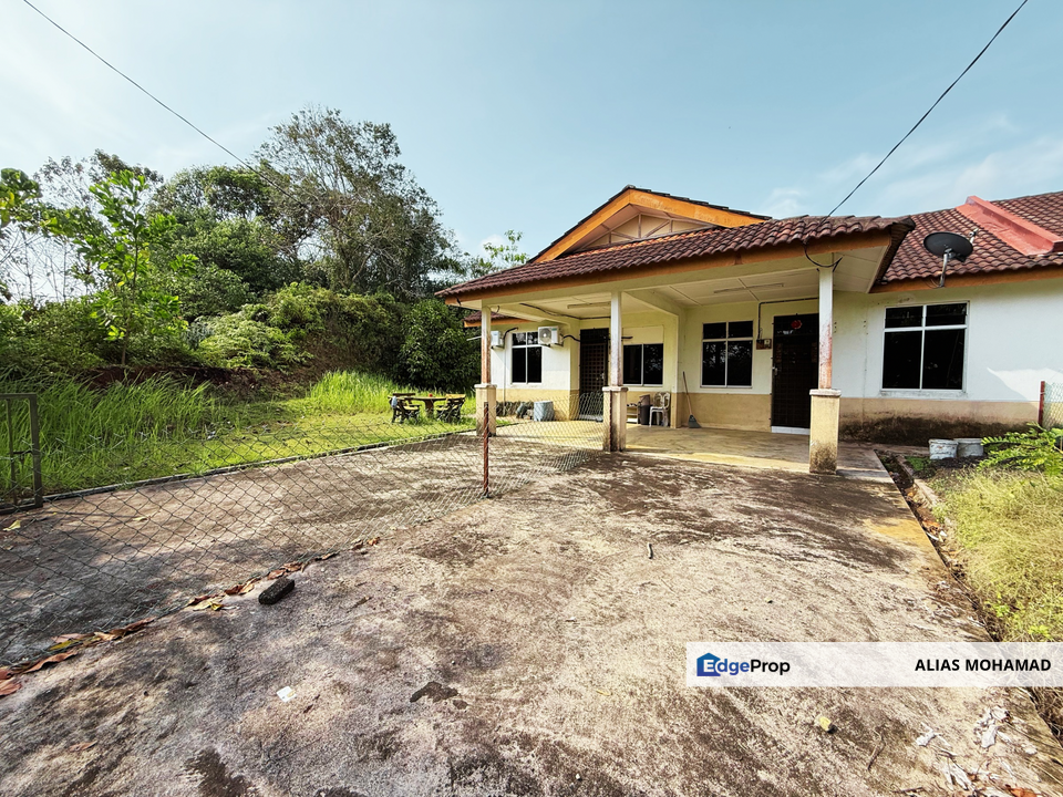 [TANAH LUAS]2 Unit Rumah Teres Setingkat di Taman Tapai Indah, Wakaf Tapai, Terengganu, Terengganu, Marang