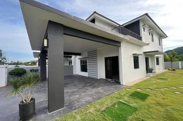 𝐑𝐔𝐌𝐀𝐇 𝐒𝐄𝐌𝐈-𝐃 𝟐 𝐓𝐈𝐍𝐆𝐊𝐀𝐓 𝐄𝐊𝐒𝐋𝐔𝐒𝐈𝐅 𝐌𝐄𝐖𝐀𝐇 & 𝐌𝐎𝐃𝐄𝐍 𝐃𝐈 𝐁𝐔𝐊𝐈𝐓 𝐁𝐄𝐒𝐀𝐑, 𝐊𝐔𝐀𝐋𝐀 𝐓𝐄𝐑𝐄𝐍𝐆𝐆𝐀𝐍𝐔 𝐁𝐄𝐑𝐃