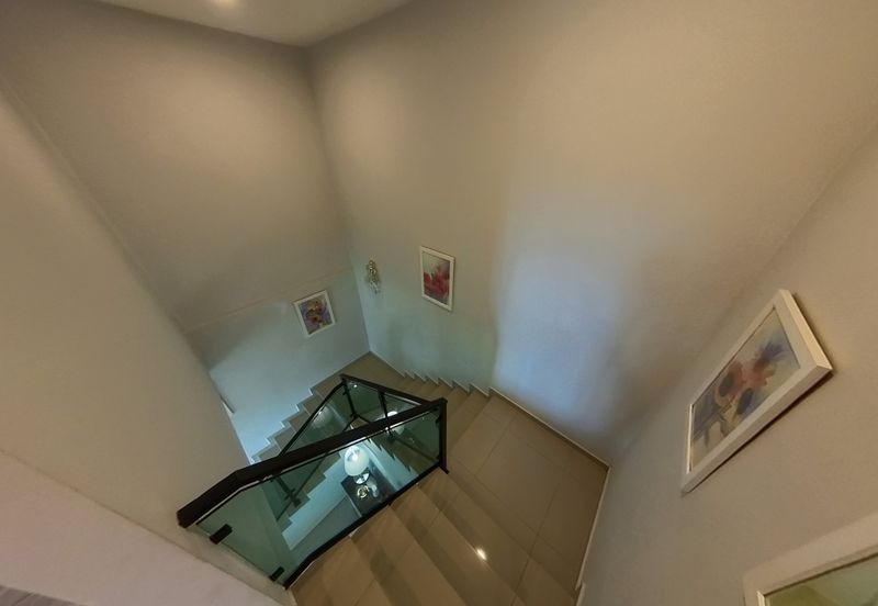 𝐑𝐔𝐌𝐀𝐇 𝐒𝐄𝐌𝐈-𝐃 𝟐 𝐓𝐈𝐍𝐆𝐊𝐀𝐓 𝐄𝐊𝐒𝐋𝐔𝐒𝐈𝐅 𝐌𝐄𝐖𝐀𝐇 & 𝐌𝐎𝐃𝐄𝐍 𝐃𝐈 𝐁𝐔𝐊𝐈𝐓 𝐁𝐄𝐒𝐀𝐑, 𝐊𝐔𝐀𝐋𝐀 𝐓𝐄𝐑𝐄𝐍𝐆𝐆𝐀𝐍𝐔 𝐁𝐄𝐑𝐃