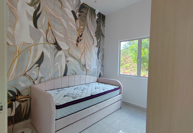 𝐑𝐔𝐌𝐀𝐇 𝐁𝐀𝐍𝐆𝐋𝐎 &  𝐒𝐄𝐌𝐈-𝐃 𝐒𝐄𝐓𝐈𝐍𝐆𝐊𝐀𝐓 𝐄𝐊𝐒𝐊𝐋𝐔𝐒𝐈𝐅 𝐌𝐄𝐖𝐀𝐇 & 𝐌𝐎𝐃𝐄𝐍 𝐃𝐈 𝐖𝐀𝐊𝐀𝐅 𝐓𝐀𝐏𝐀𝐈, 𝐌𝐀𝐑𝐀𝐍𝐆