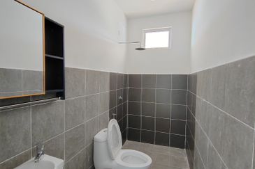 𝐑𝐔𝐌𝐀𝐇 𝐁𝐀𝐍𝐆𝐋𝐎 &  𝐒𝐄𝐌𝐈-𝐃 𝐒𝐄𝐓𝐈𝐍𝐆𝐊𝐀𝐓 𝐄𝐊𝐒𝐊𝐋𝐔𝐒𝐈𝐅 𝐌𝐄𝐖𝐀𝐇 & 𝐌𝐎𝐃𝐄𝐍 𝐃𝐈 𝐖𝐀𝐊𝐀𝐅 𝐓𝐀𝐏𝐀𝐈, 𝐌𝐀𝐑𝐀𝐍𝐆