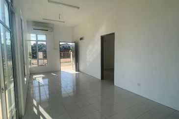 Rumah Teres Satu Tingkat Dalam Pembinaan Fasa 2 Di Kg Alor Limbat Marang Terengganu