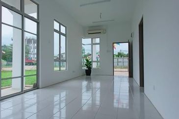 Rumah Teres Satu Tingkat Dalam Pembinaan Fasa 2 Di Kg Alor Limbat Marang Terengganu