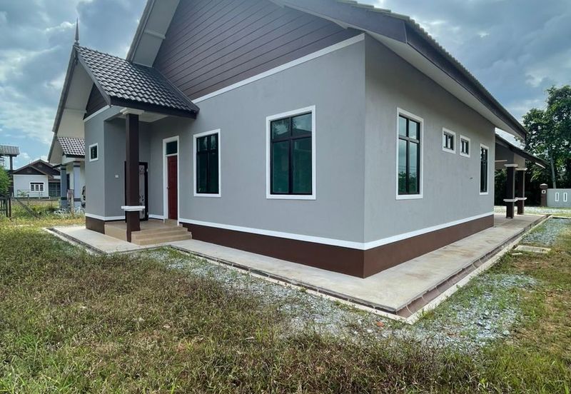 Rumah Banglo Satu Tingkat Di Kg Jak, Hulu Terengganu.