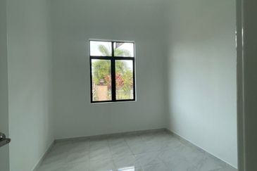 Rumah Banglo Satu Tingkat Di Kg Jak, Hulu Terengganu.