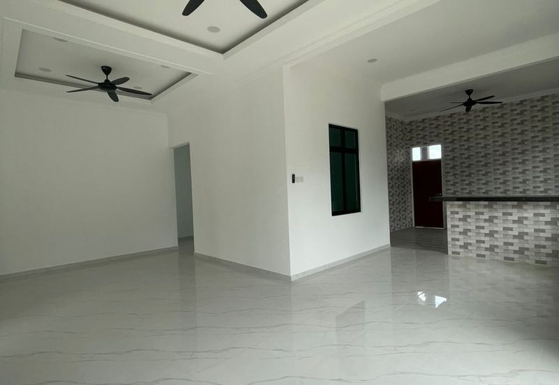 Rumah Banglo Satu Tingkat Di Kg Jak, Hulu Terengganu.