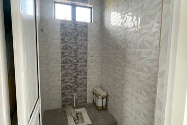 Rumah Banglo Satu Tingkat Di Kg Jak, Hulu Terengganu.