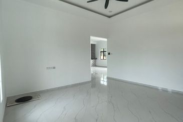 Rumah Banglo Satu Tingkat Di Kg Jak, Hulu Terengganu.