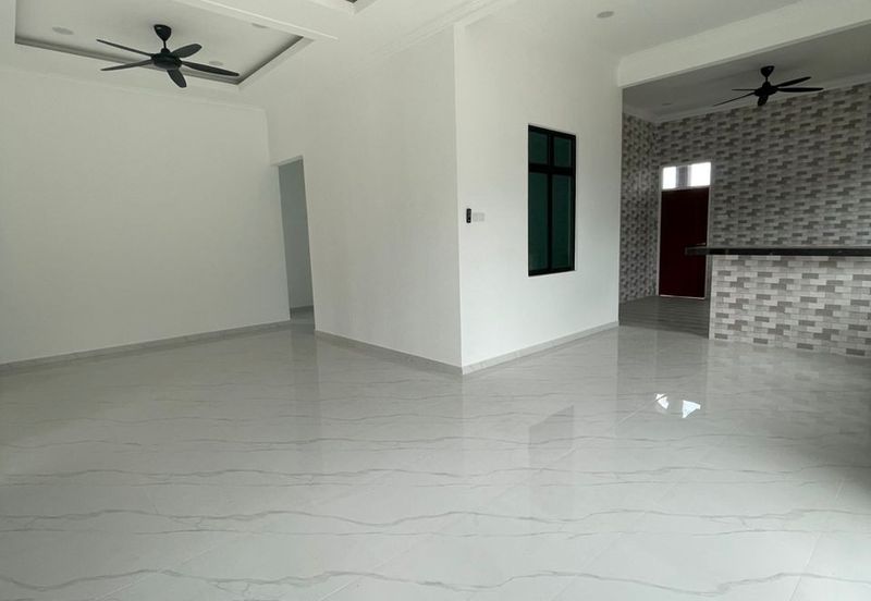 Rumah Banglo Satu Tingkat Di Kg Jak, Hulu Terengganu.