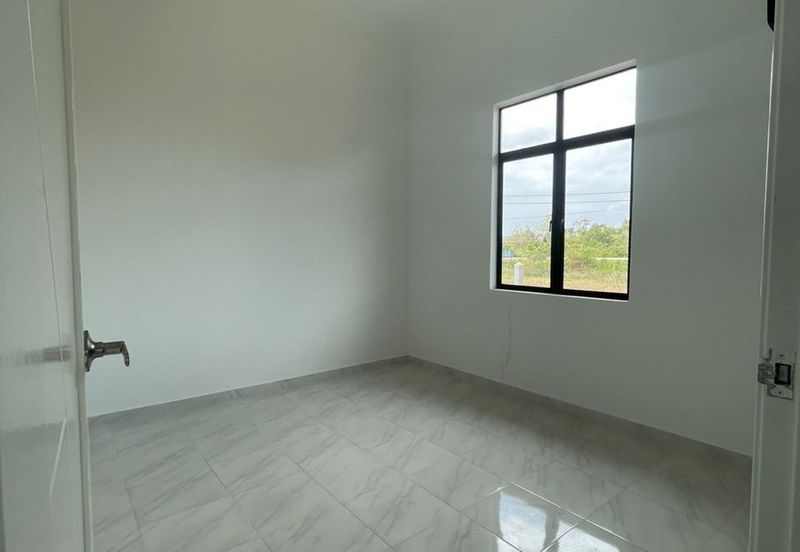 Rumah Banglo Satu Tingkat Di Kg Jak, Hulu Terengganu.