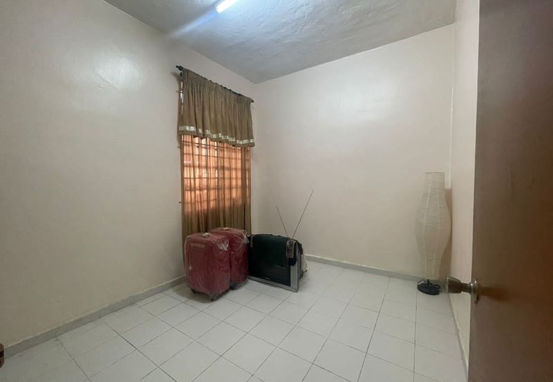 𝐑𝐮𝐦𝐚𝐡 𝐓𝐞𝐫𝐞𝐬 𝟐 𝐓𝐢𝐧𝐠𝐤𝐚𝐭 𝐝𝐢 𝐊𝐠. 𝐁𝐮𝐤𝐢𝐭 𝐃𝐞𝐩𝐮, 𝐉𝐚𝐥𝐚𝐧 𝐏𝐚𝐬𝐢𝐫 𝐏𝐚𝐧𝐣𝐚𝐧𝐠, 𝐊𝐮𝐚𝐥𝐚 𝐓𝐞𝐫𝐞𝐧𝐠𝐠𝐚𝐧𝐮