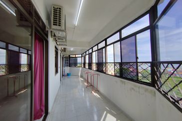 [FULLY FURNISHED]Sea View Apartment di Kg. Tiong, Pusat Bandar Kuala Terengganu, Terengganu