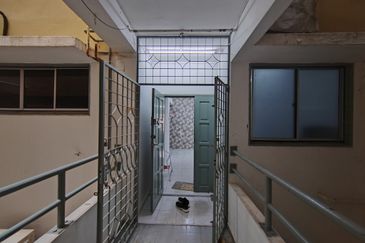 [FULLY FURNISHED]Sea View Apartment di Kg. Tiong, Pusat Bandar Kuala Terengganu, Terengganu