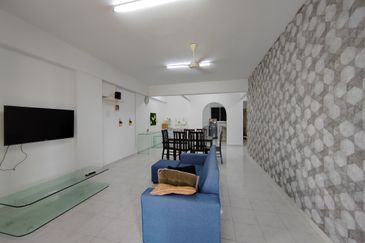 [FULLY FURNISHED]Sea View Apartment di Kg. Tiong, Pusat Bandar Kuala Terengganu, Terengganu